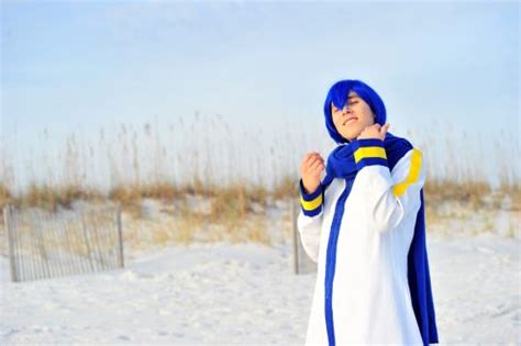 Kaito from Vocaloid Cosplay Photoshoot | Vocaloid cosplay, Cosplay, Kaito