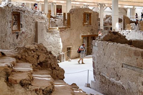 Akrotiri Minoan Site in Santorini, Greece | Greeka