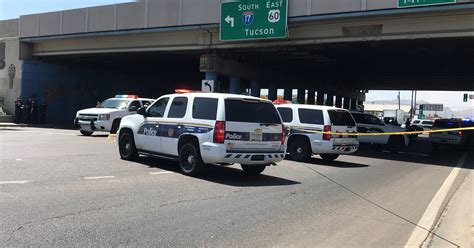 Phoenix police: Man throws rocks at cars before leaping from I-17