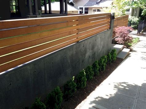 Wood Fence On Top Of Concrete Retaining Wall (Wood Fence On Top Of ...