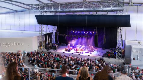 IMAGES: Opening weekend a success at Daily's Place Amphitheater