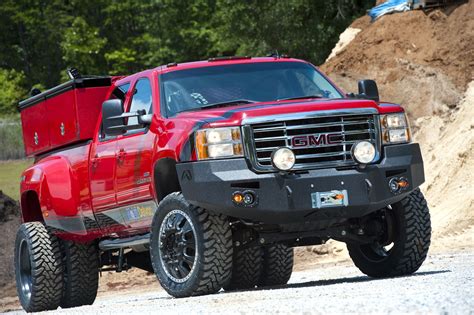 Big Red Dually show daily | Trucks, Duramax, Gmc trucks