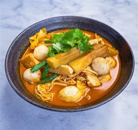 Seafood Laksa 🌶 - greensproutsvegetarian.com.au