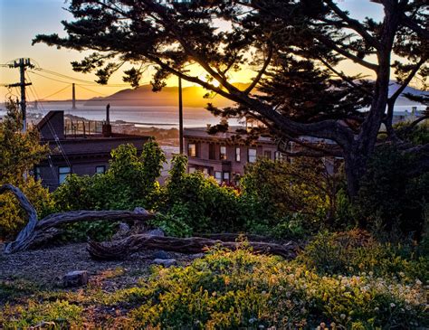 Colourful Russian Hill looking toward the Bay during a pretty sunset... | Travel photography ...