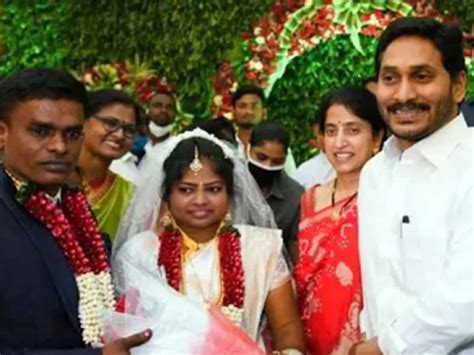 Jagan, Wife Attend Wedding Of CMO Employee