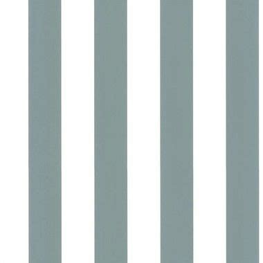 a white and blue striped wallpaper with vertical stripes