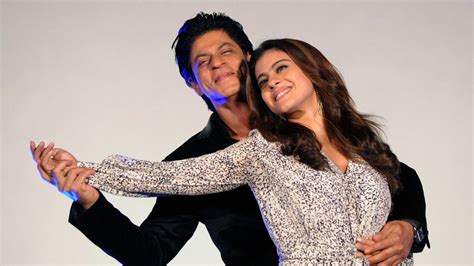 Famous Duo Shahrukh Khan And Kajol To Be Seen In Raj Kumar Hirani Upcoming Project - Interviewer PR