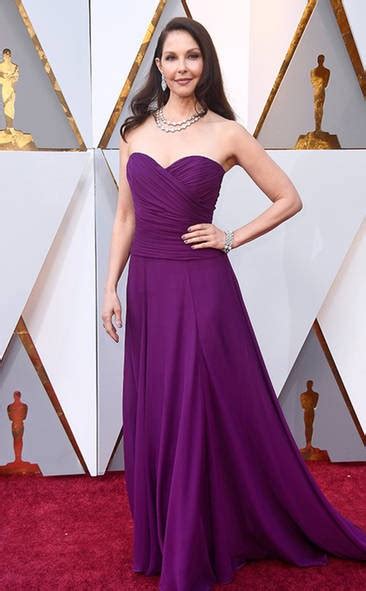 ASHLEY JUDD at the 2018 Oscars, Red Carpet Looks | Celebrities Best Red ...