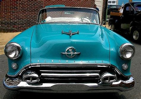 Hood Ornaments on American Classic Cars of the 1930s–1950s - AxleAddict