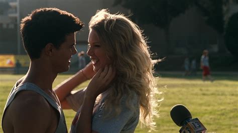 Valentine's Day - Taylor Lautner and Taylor Swift Image (14698090) - Fanpop