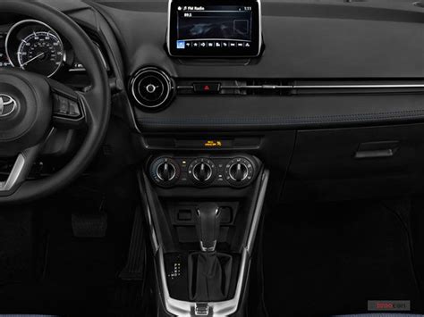 2019 Toyota Yaris: 54 Interior Photos | U.S. News