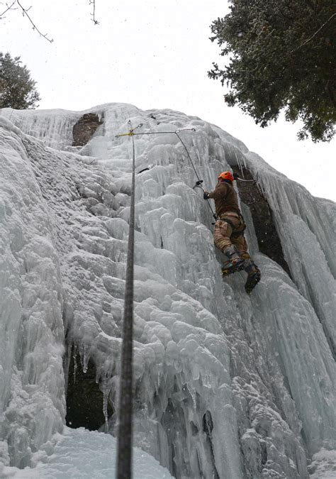 Ice Climbing Tours - Guided Ice Climbing with Glacier Adventure Guides