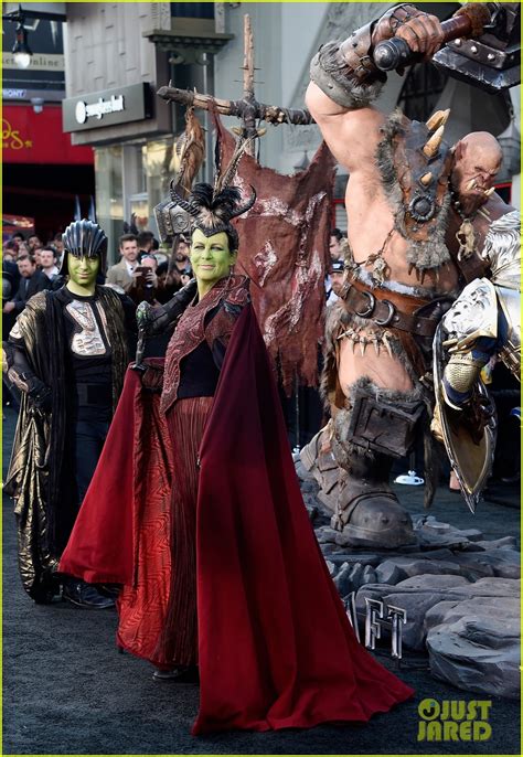 Photo: jamie lee curtis cosplay warcraft premiere 13 | Photo 3675410 ...