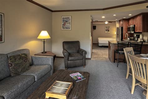 Rooms and Suites - Beaver Run Resort and Conference Center