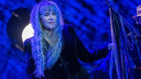 Stevie Nicks Adds North American Tour Dates: Is She Coming To Your City? | iHeart