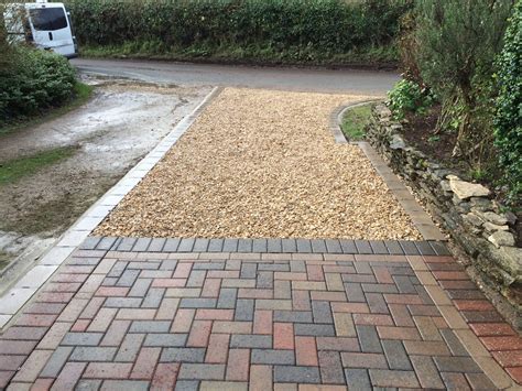 Gravel driveway – Abbeystone Paving Limited