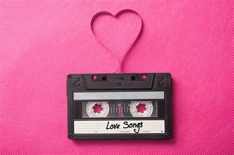 The Best Love Songs for Karaoke Duets and Solos