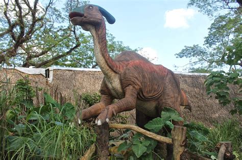 Clark, Pampanga: Dinosaur Island Park