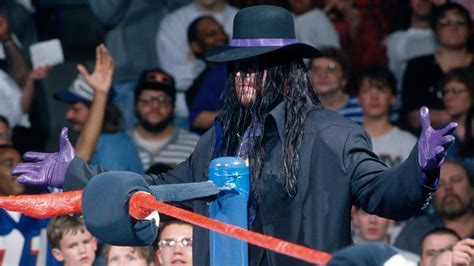 The Undertaker vs. Mankind: April 28, 1996