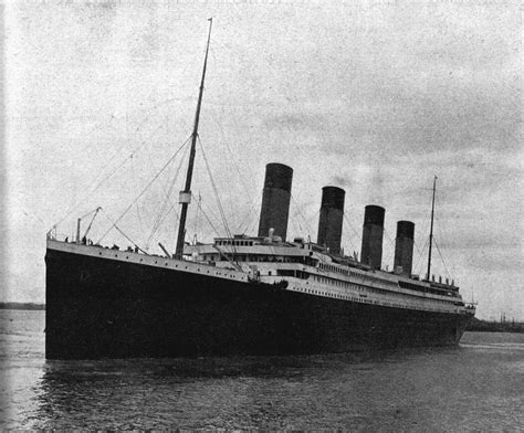 File:RMS Titanic 4.jpg - Wikimedia Commons
