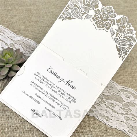 INVITACIÓN BODA DE ENCAJE Y MARIPOSA - Imprenta Baltasar 1861