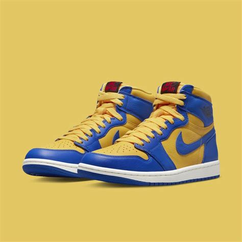 Official Images of the Air Jordan 1 High OG WMNS "Reverse Laney"