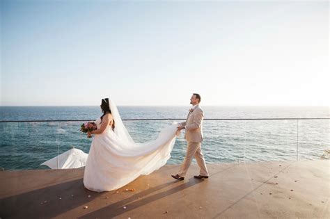 Surf and Sand Resort Laguna Beach Real Wedding | Catalina Deck | Nicole ...