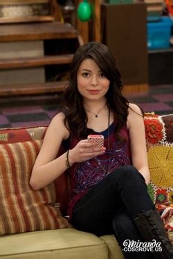 Carly Shay - iCarly