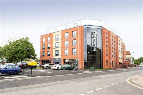 PREMIER INN BASINGSTOKE TOWN CENTRE HOTEL - UPDATED 2022 Reviews ...