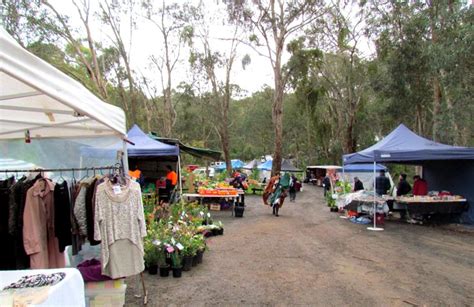 st-andrews-markets-melbourne-to-do-weekend-best-top-food-drinks-drink ...