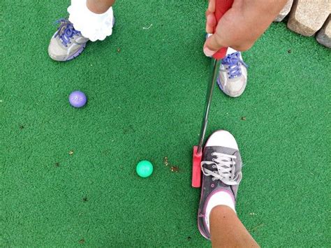 How To Teach Kids To Play Mini Golf - Honest And Truly!