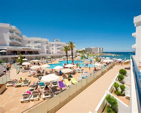 PLAYA BELLA APARTMENTS - Updated 2024 Prices & Condominium Reviews (San Antonio Bay, Spain)