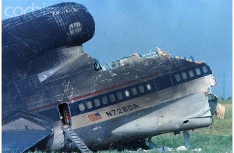 Delta - Crash in Dallas, FLT 191 Lockheed L1011 Aviation Center, O'hare International Airport ...