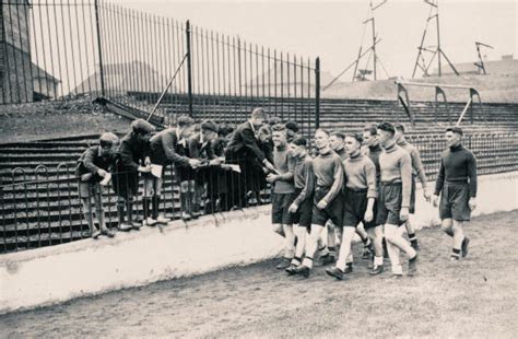 Charlton fans and players 1936 | Charlton athletic, Charlton athletic ...