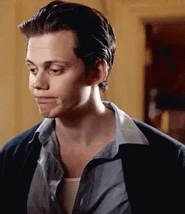 Roman Godfrey Bill Skarsgard GIF - RomanGodfrey BillSkarsgard ...