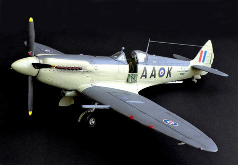 The Great Canadian Model Builders Web Page!: Supermarine Seafire Mk XV