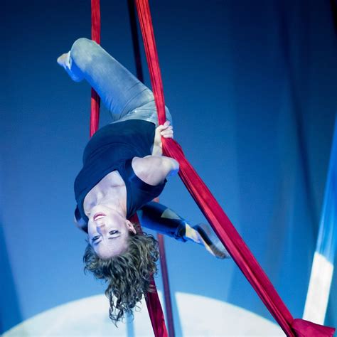 Lauren Breunig | circus artist