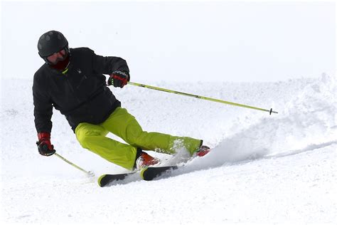 Indoor Skiing in the Netherlands: 3 Great Ski Centres to Visit ...