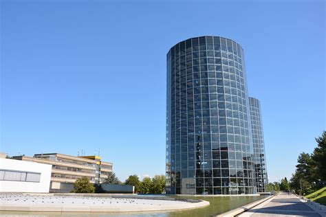 Volkswagen's Autostadt Car Towers: Best Car Buildings Ever? | Digital ...