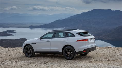 Jaguar F Pace White Colour : Jaguar F Pace 300 Sport And Chequered Flag ...