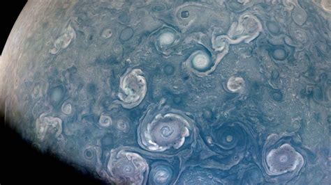 NASA Juno takes fascinating image of Jupiter, reveals gigantic storms on its north pole | Tech News