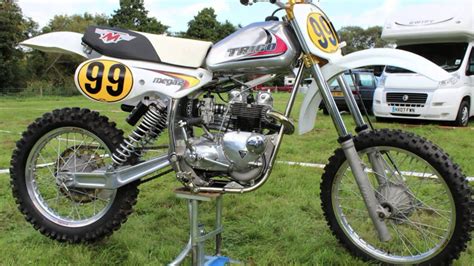 Triumph and Maico Twinshock Dirt Bike - YouTube