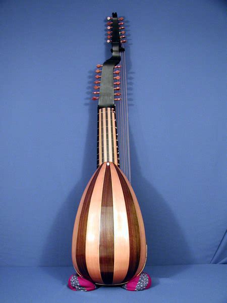 14-course theorbo-lute – Early Music Studio