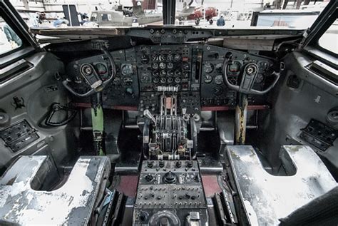 Boeing 707 Trainer Cockpit | Dmitriy Kostyuchenko | Flickr