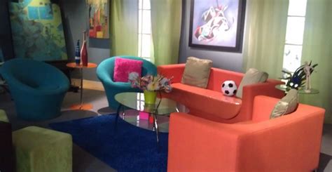 Dr. Phil House Decked out in Orange, Purple & Lime Green - FormDecor