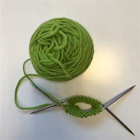 Circular Knitting Techniques – Carol Feller