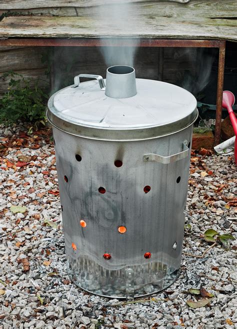 5 Best Garden Incinerators | Large & Small Incinerator Bins