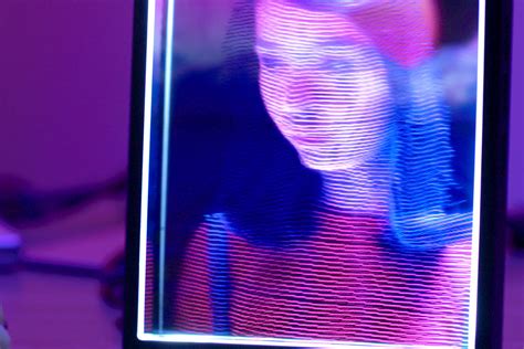 A Personal Holographic Display Anyone Can Use | Looking Glass Portrait - TheSuperBOO!