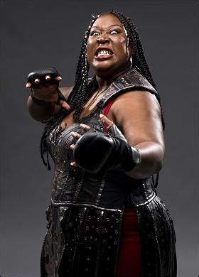 Wrestling Celebrity: WWE Amazing Kong