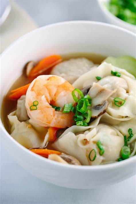Easy Wonton Soup | Recipe | Asian soup recipes, Wonton soup recipe ...